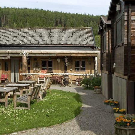 Sun Dance Ranch Bed and Breakfast Ekshärad Exterior foto